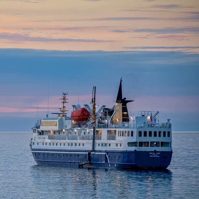 Explore Eagle-Eye Tours for Ship Trips