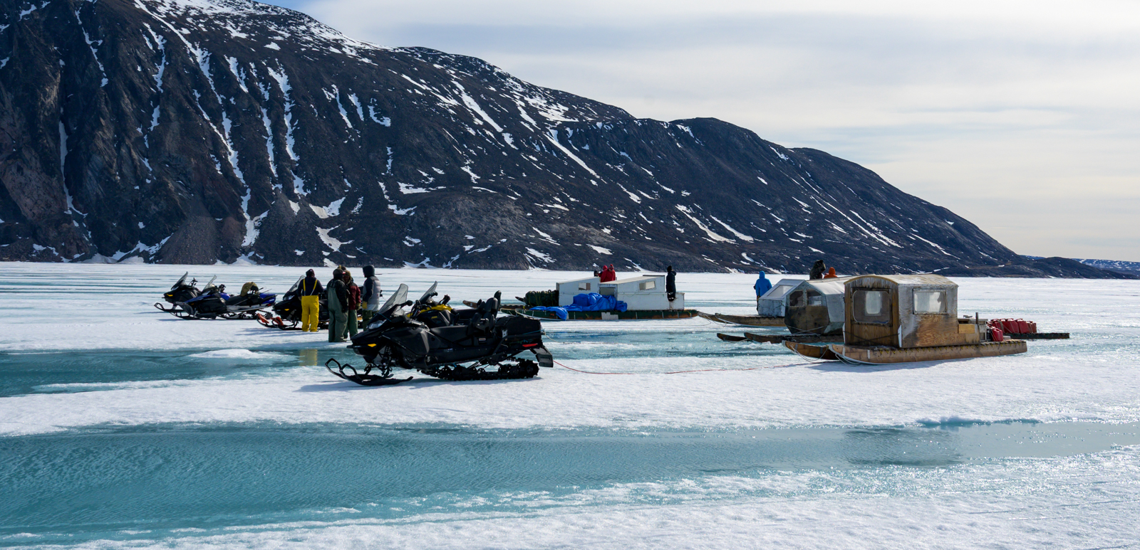 Taking a break near Beloeil Island